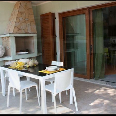 Vila Casa Ludovica A Porto Pino Exteriér fotografie